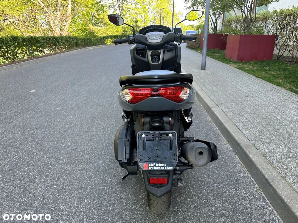 Yamaha NMAX - 5