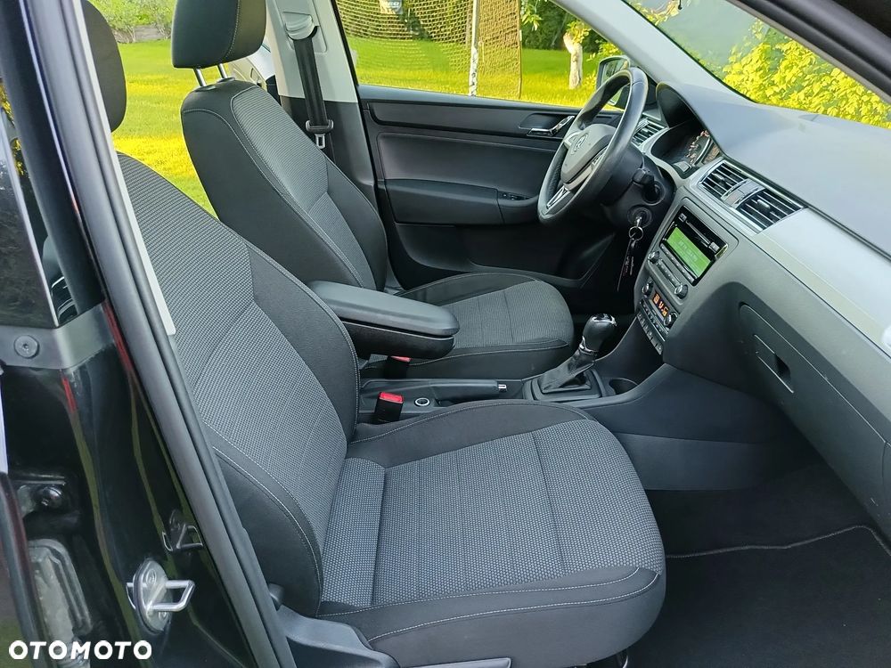 Skoda RAPID 1.6 TDI DSG Elegance - 12
