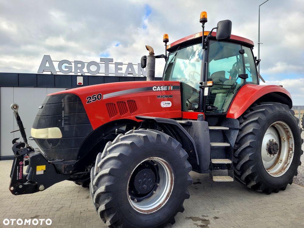 Case IH MAGNUM 250 - 2