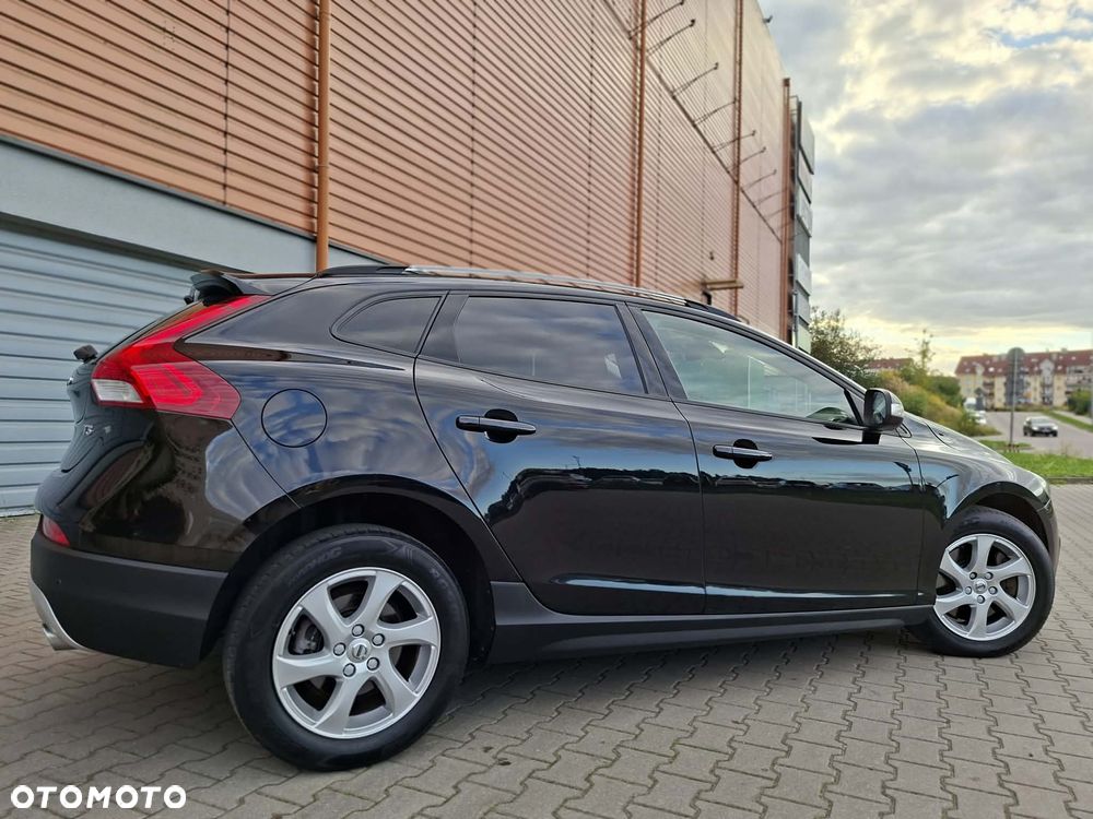 Volvo V40 Cross Country - 5
