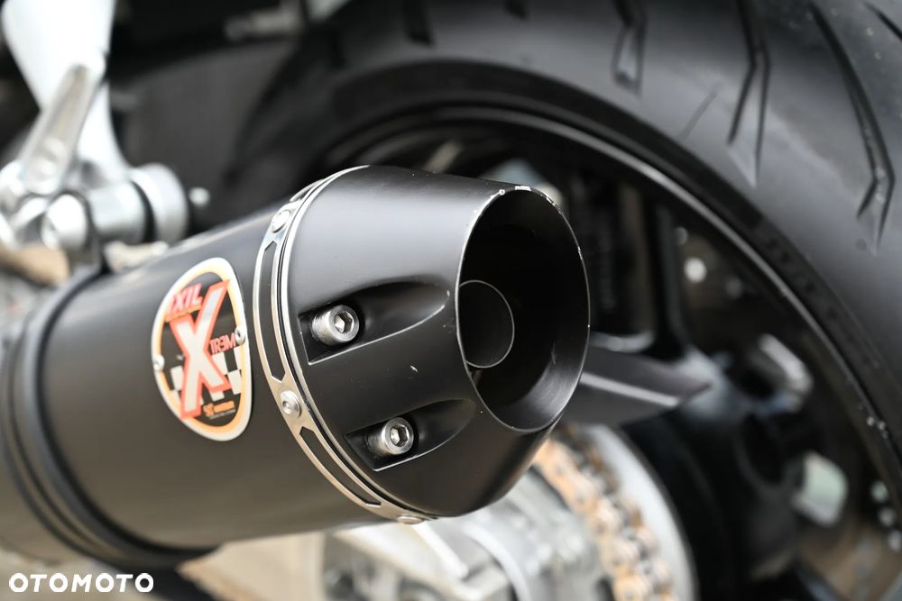 Suzuki GSX-R - 37