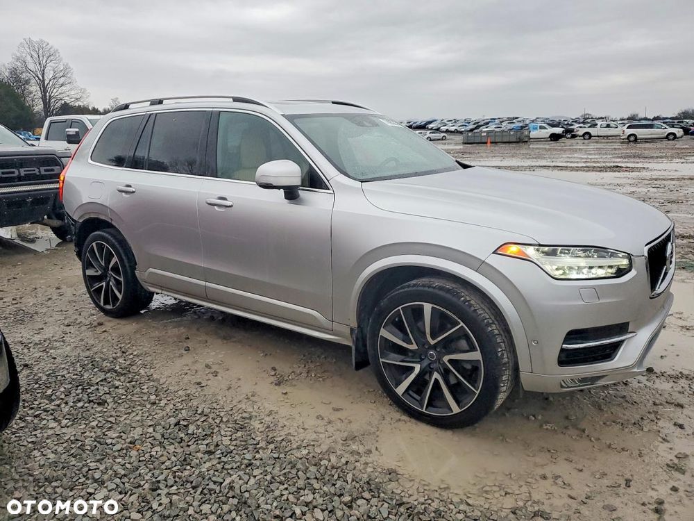 Volvo XC 90 - 3