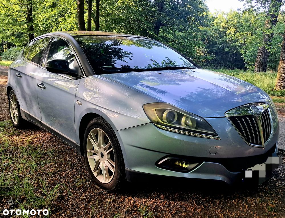 Lancia Delta 2.0 MJ Platino - 1