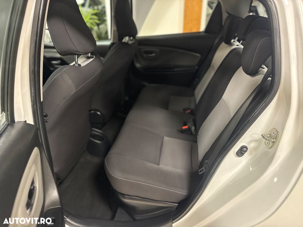 Toyota Yaris 1.5 VVT-i HSD Luna - 27