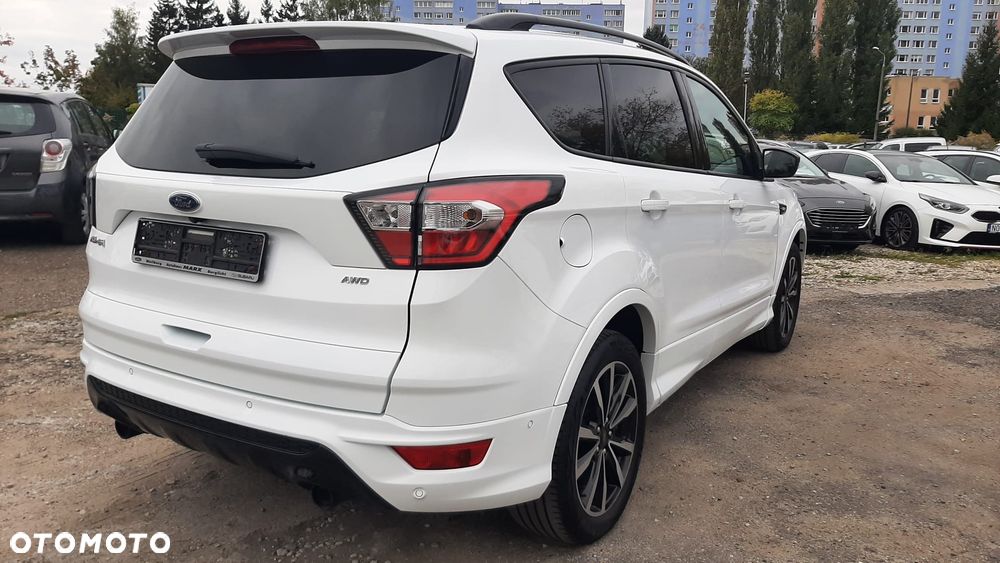 Ford Kuga 2.0 TDCi 4x4 ST-Line - 4