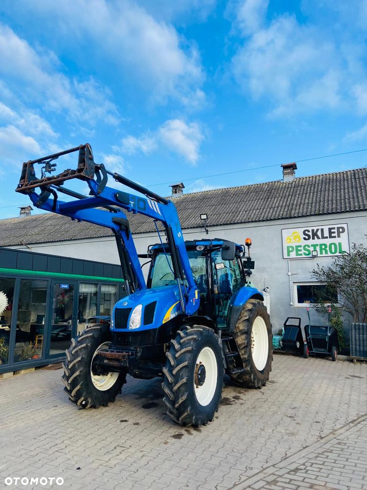 New Holland T6020
