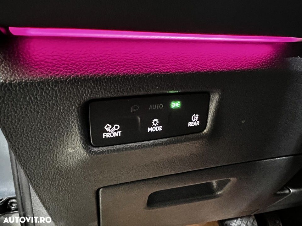 Volkswagen Tiguan - 27