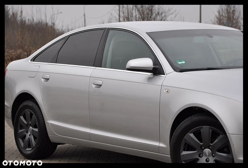 Audi A6 Limousine 2.4 - 13