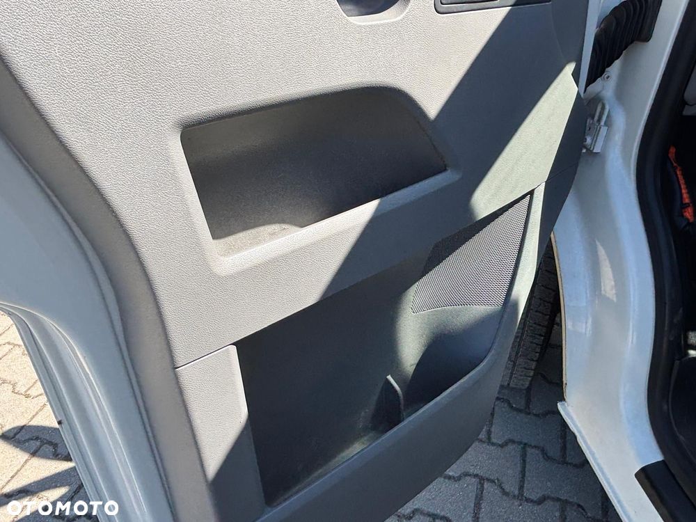 Volkswagen Transporter L2H1 Mixt - 14
