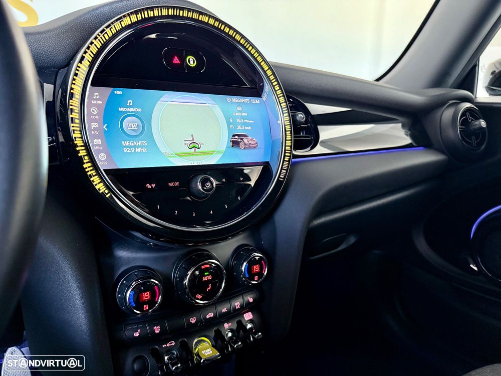 MINI 3 Portas Cooper SE Premium Essential - 15