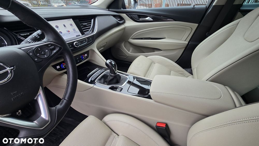 Opel Insignia 2.0 CDTI S&S - 31