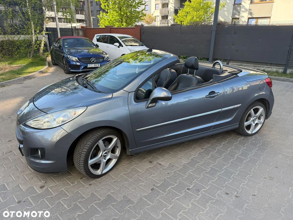 Peugeot 207 CC - 6