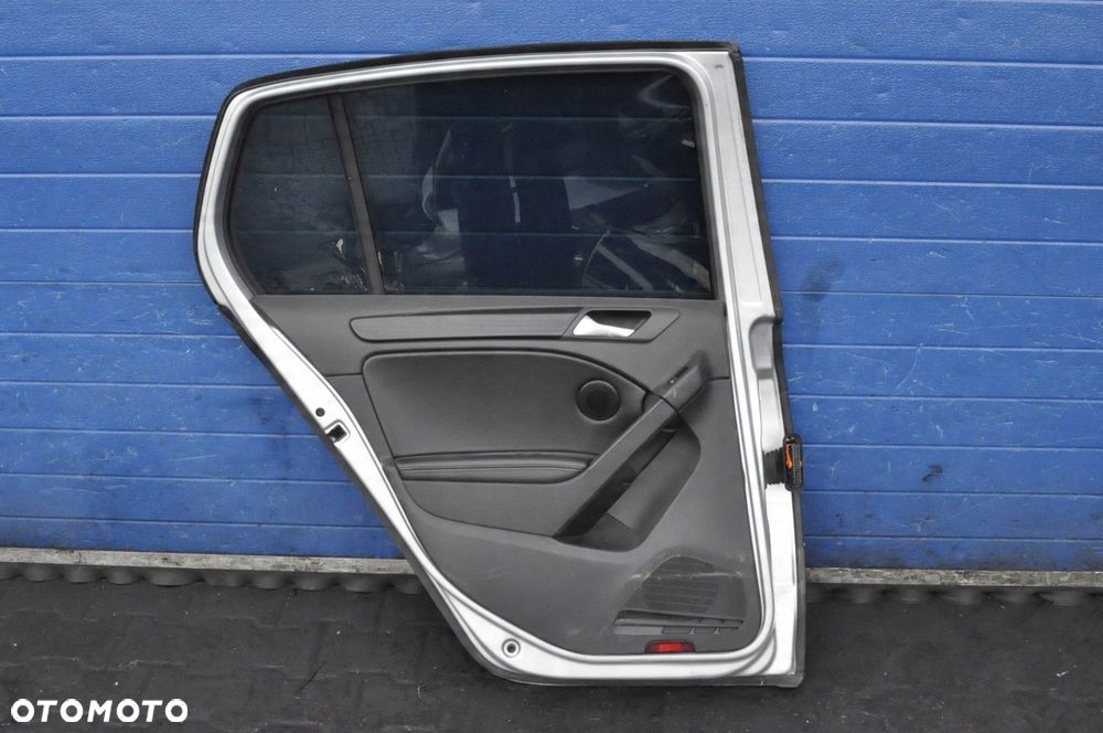 VOLKSWAGEN GOLF VI DRZWI LEWY TYŁ TYLNE KOMPLETNE HB 5D - 12