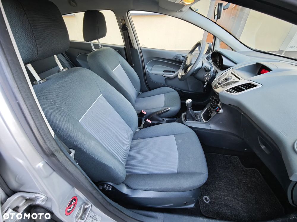 Ford Fiesta 1.25 Trend - 21