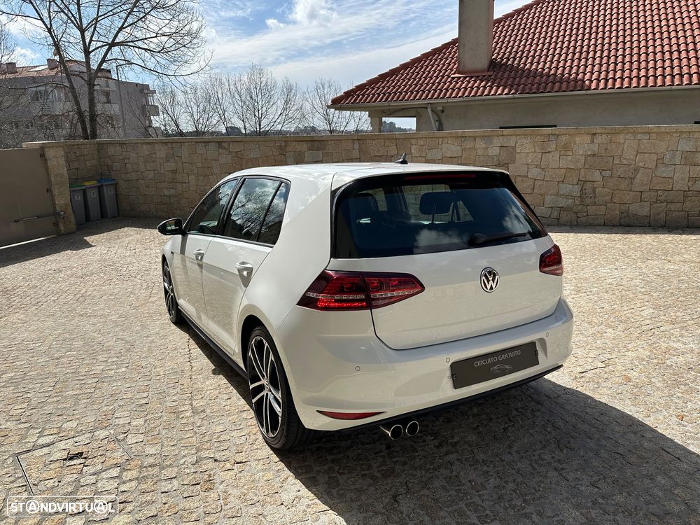 VW Golf 2.0 TDI GTD - 8
