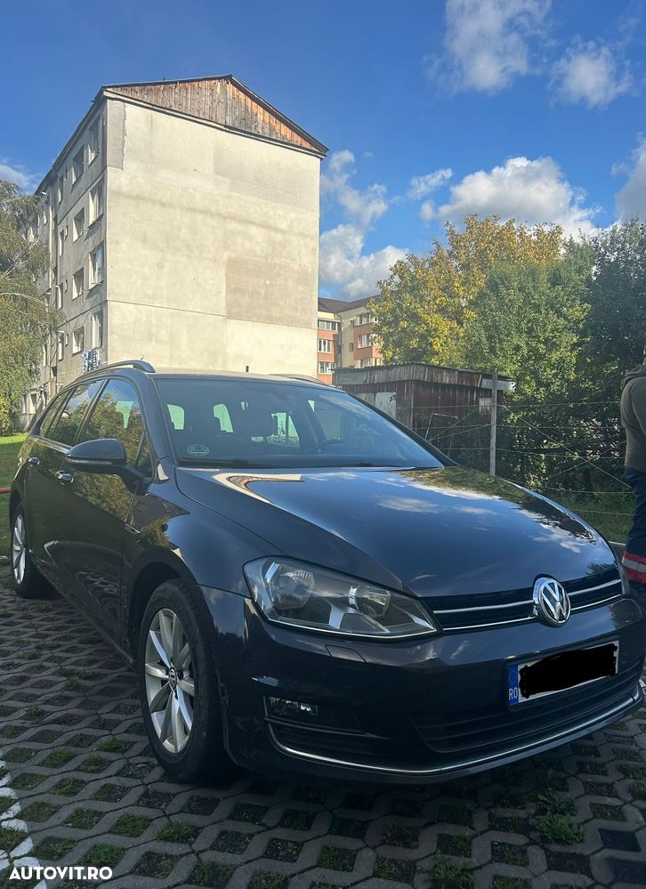 Volkswagen Golf - 2