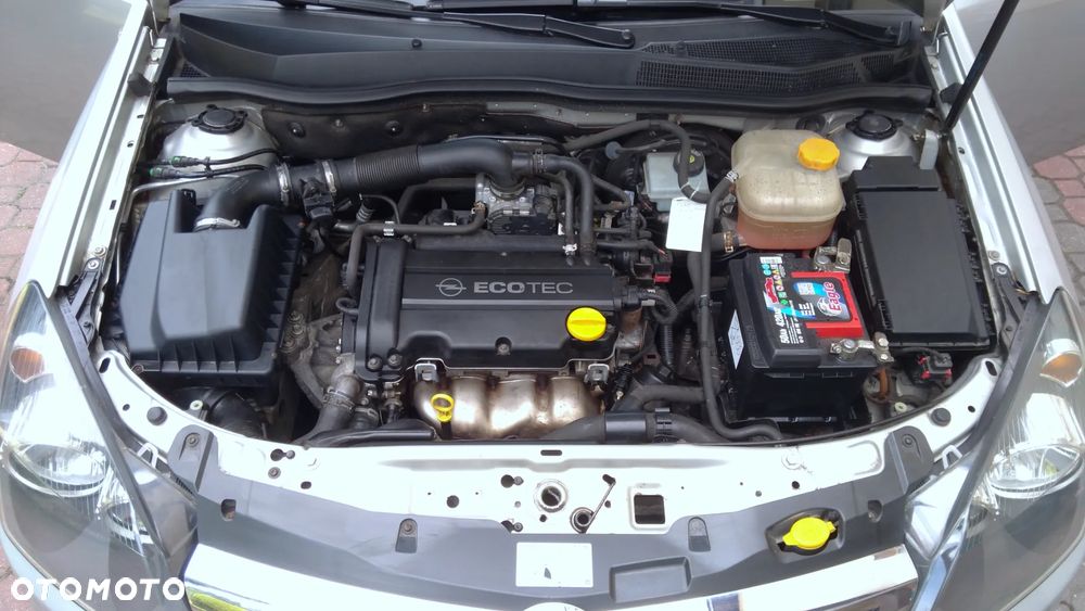 Opel Astra III 1.4 Enjoy - 8