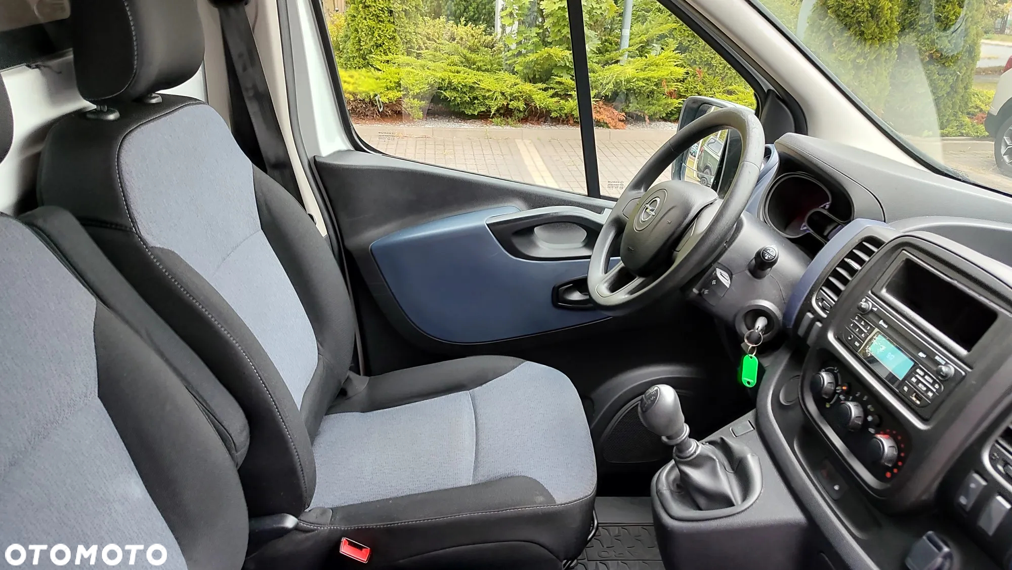 Opel Vivaro B - 15