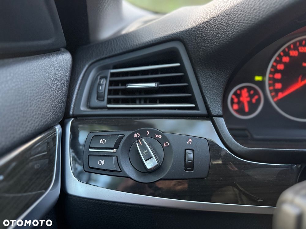BMW Seria 5 - 16