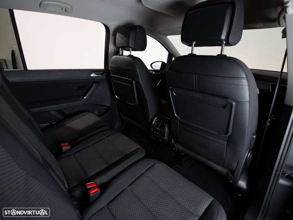 VW Touran 2.0 TDI Confortline DSG - 12