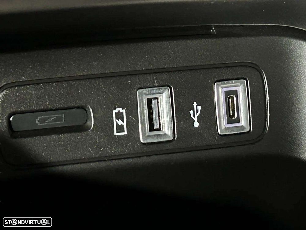 Jeep Avenger 1.2 GSE T3 Summit - 30