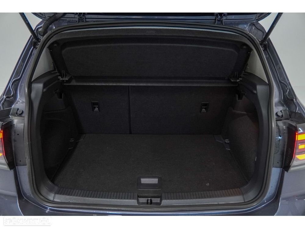 VW T-Cross 1.0 TSI Urban DSG - 25