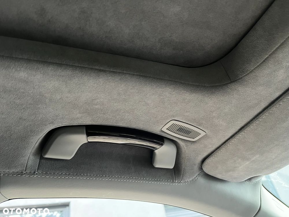 BMW Seria 7 760Li - 32