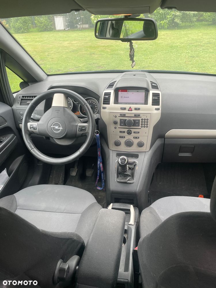 Opel Zafira - 5