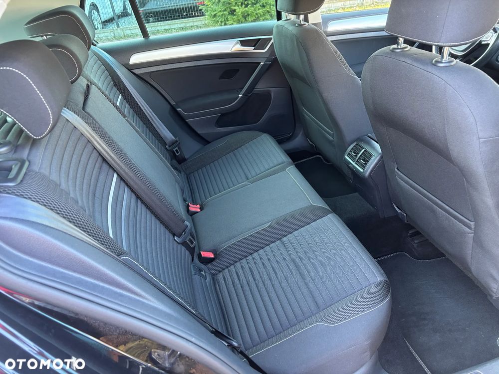 Volkswagen Golf 1.4 TSI BlueMotion Technology DSG Cup - 23