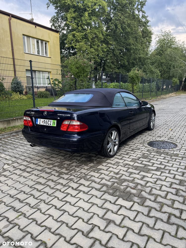 Mercedes-Benz CLK - 4