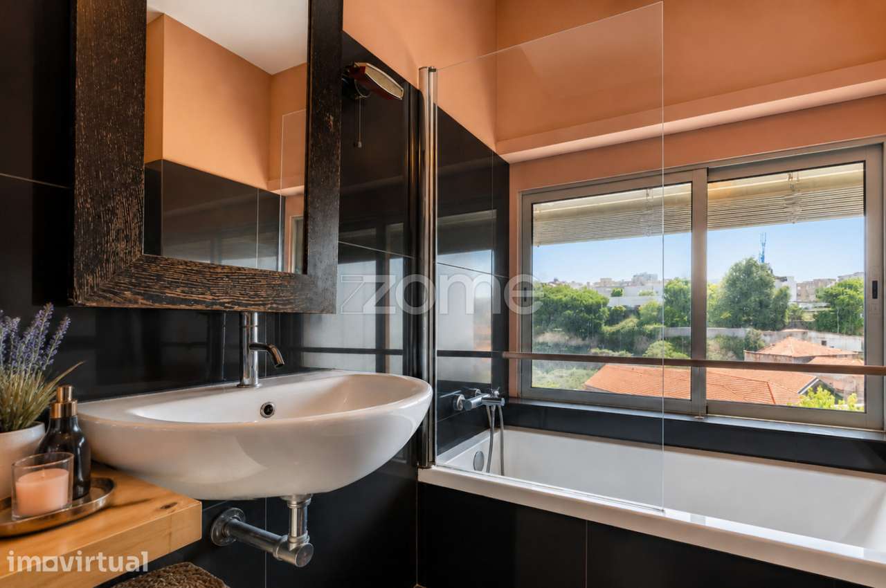 Apartamento T4 Duplex Rua Serralves - Grande imagem: 4/17