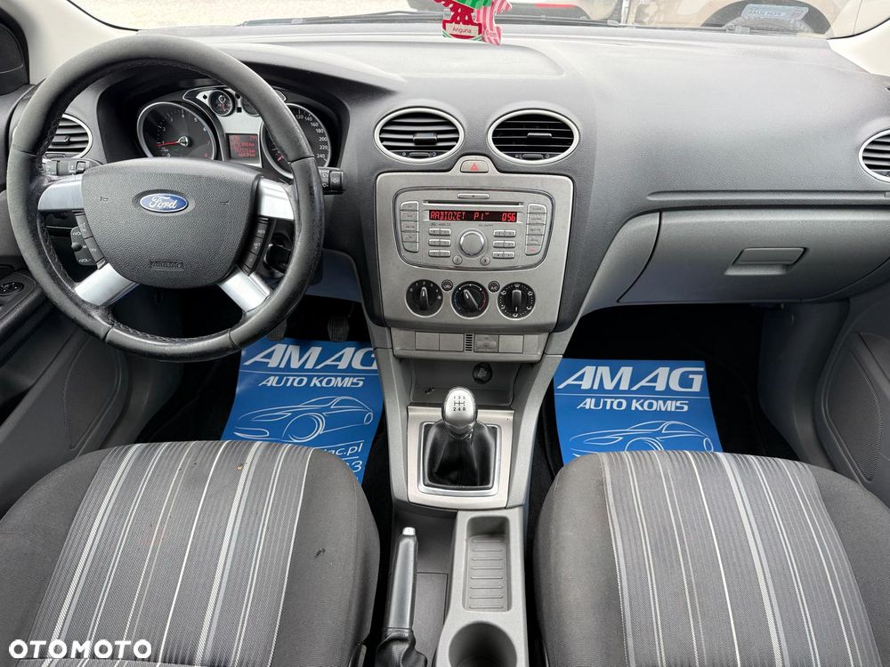 Ford Focus 1.6 Ti-VCT Style - 20