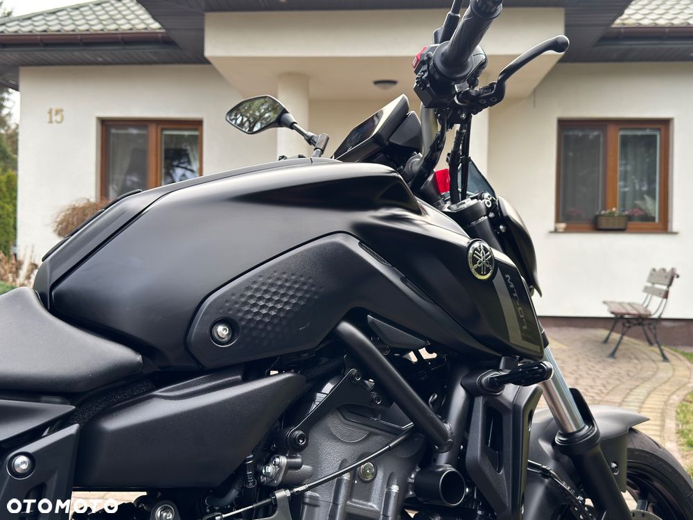 Yamaha MT - 21
