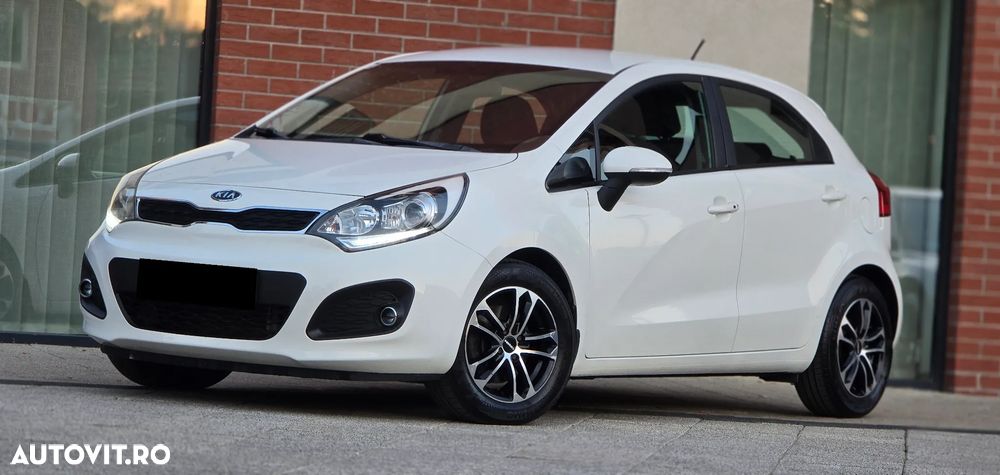 KIA Rio 2013 — imagine 2