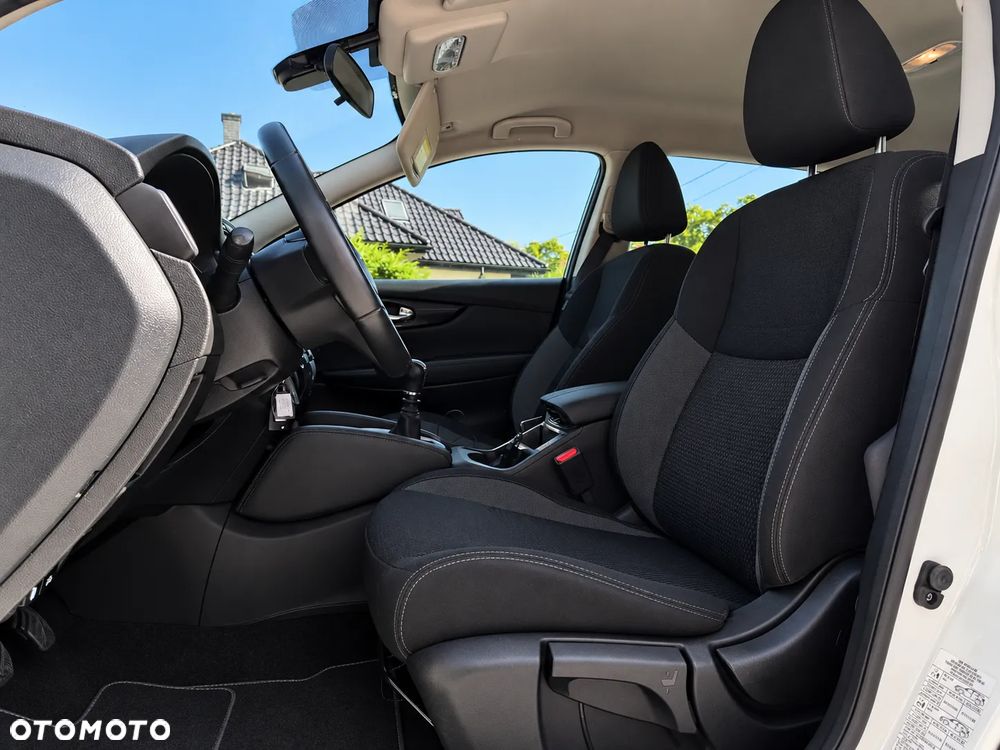 Nissan Qashqai 1.3 DIG-T Acenta EU6d - 13