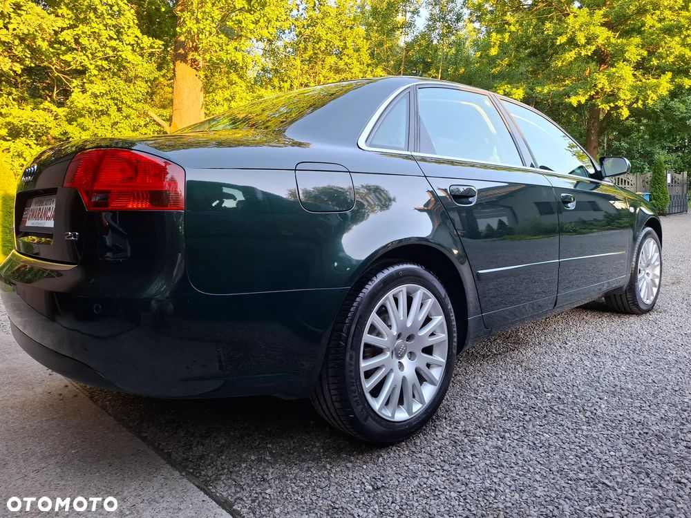 Audi A4 Limousine - 5