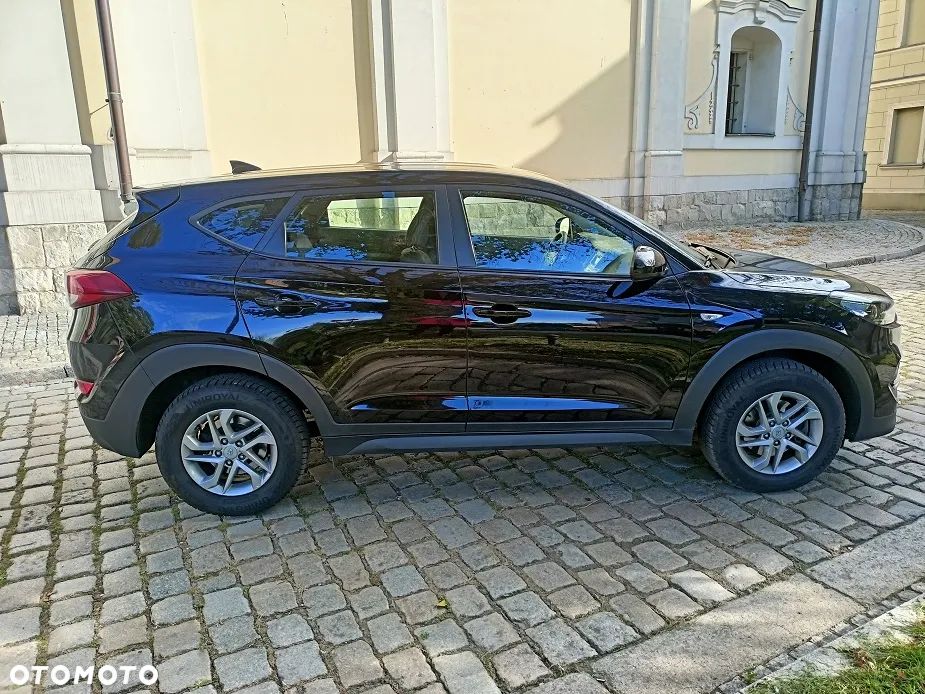 Hyundai Tucson - 4