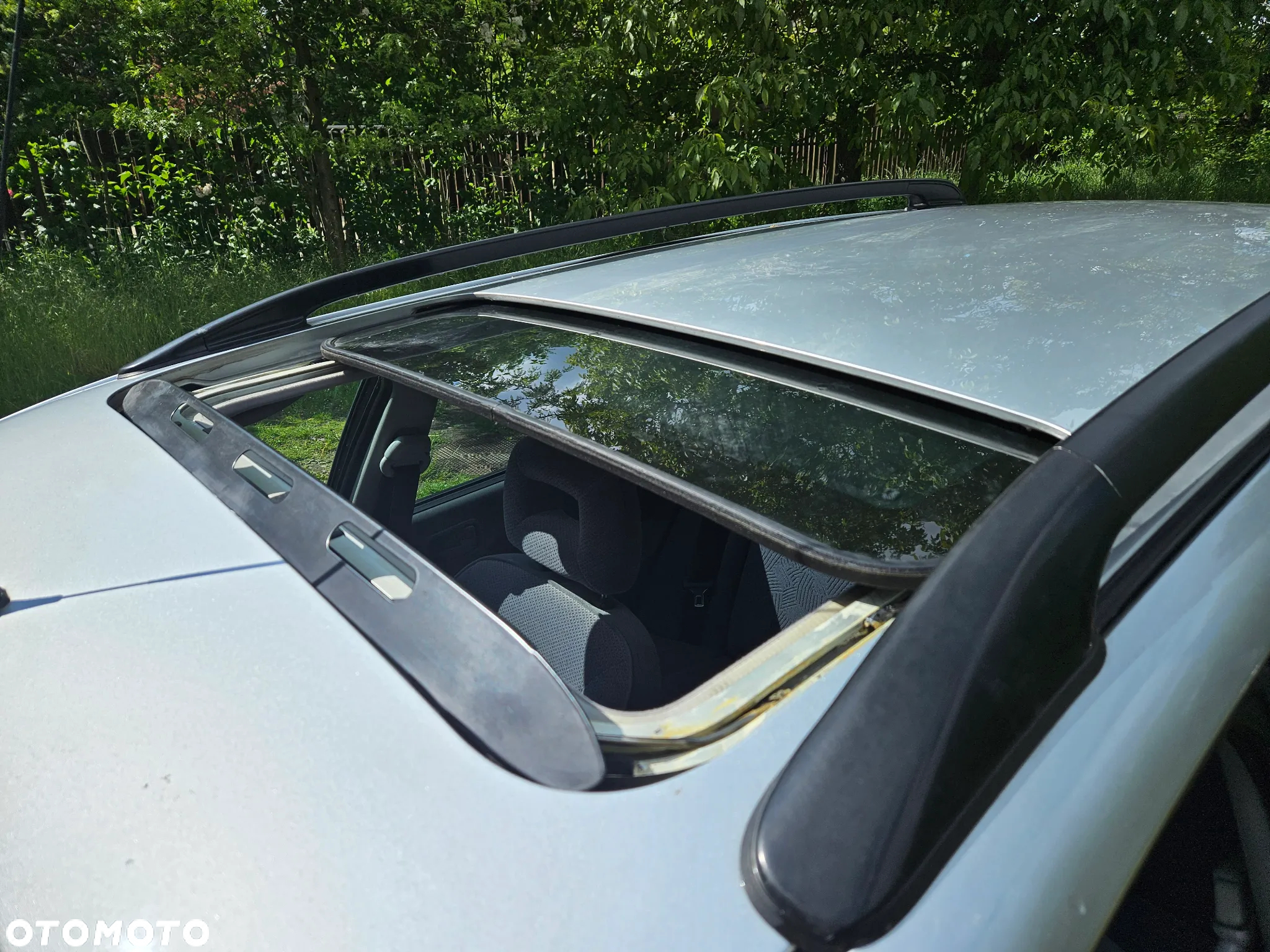 Toyota Avensis 1.8 Sol - 21