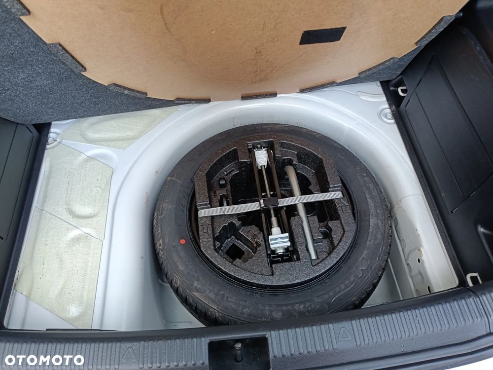 Skoda Fabia 1.0 TSI Active - 11