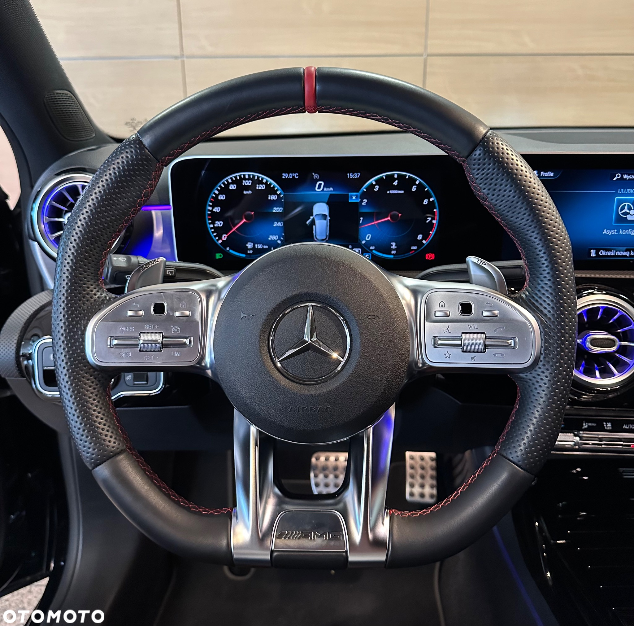 Mercedes-Benz Klasa A 35 AMG 4-Matic 7G-DCT - 10