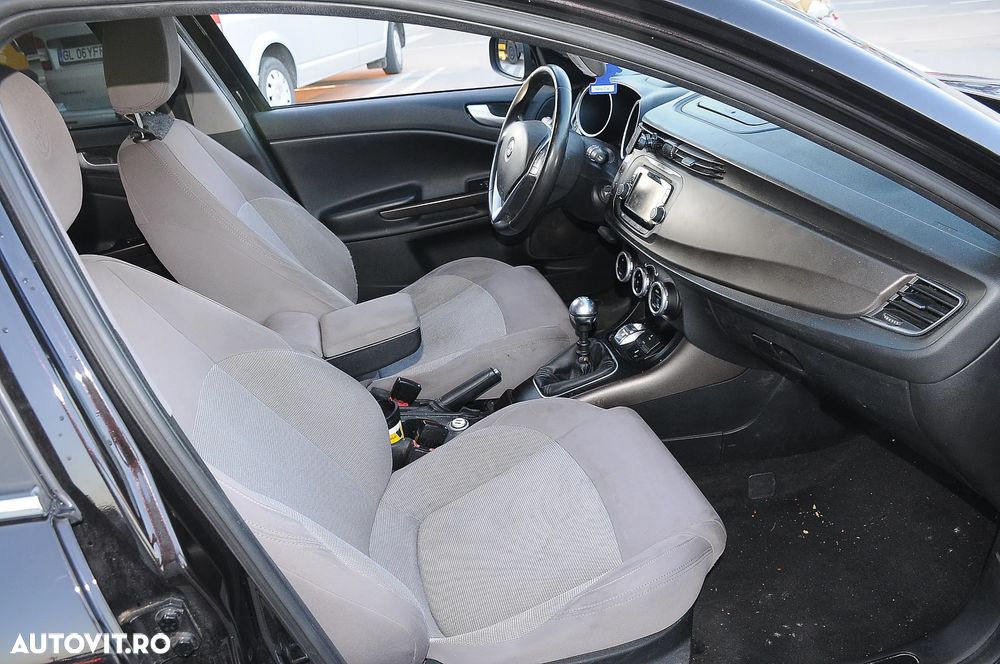 Alfa Romeo Giulietta 1.6 JTDM 16V - 15