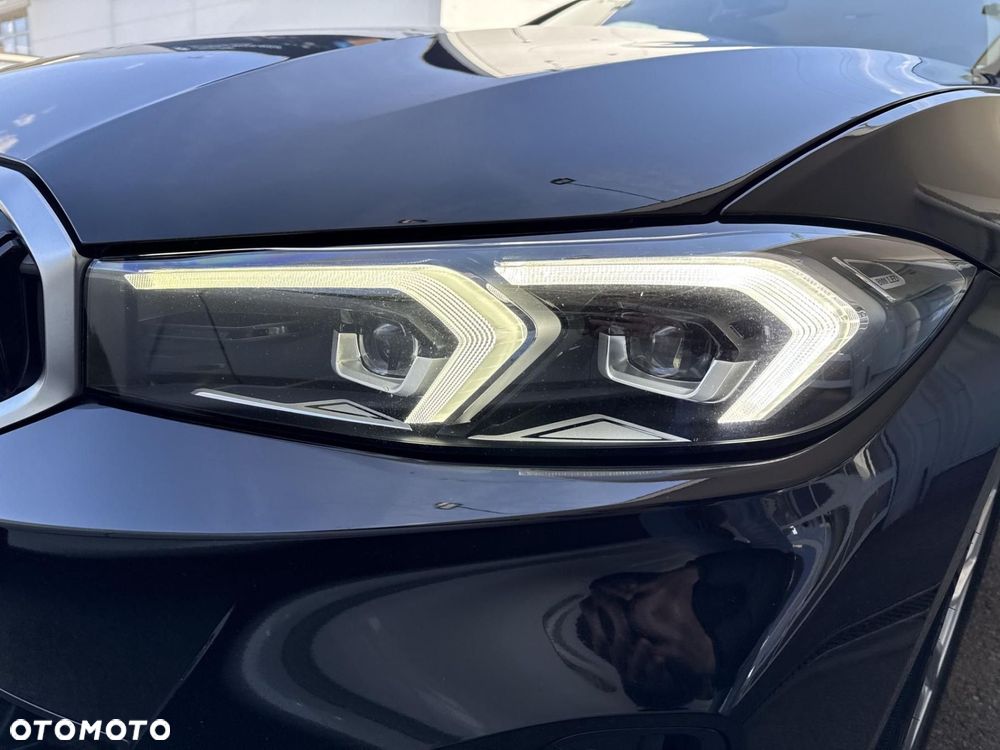 BMW Seria 3 - 23