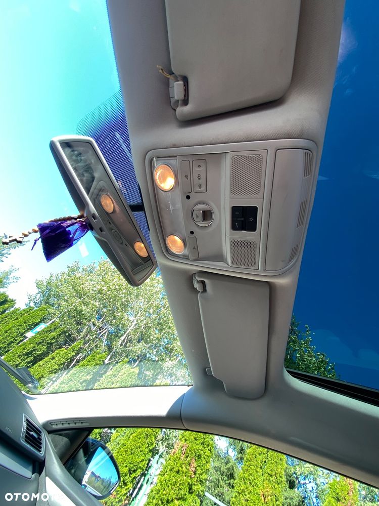 Volkswagen Passat CC - 18