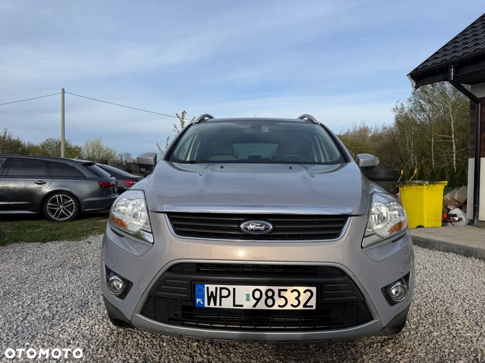 Ford Kuga 2.0 TDCi 2x4 Titanium - 3