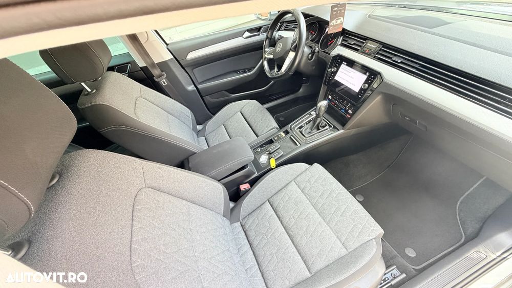 Volkswagen Passat 2.0 TDI DSG Comfortline - 19