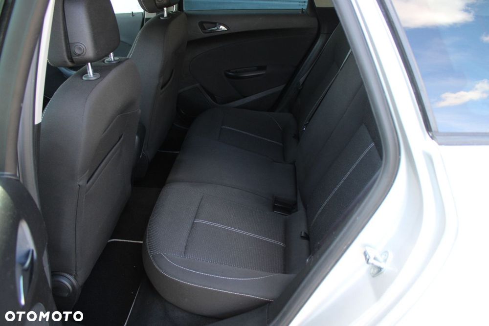 Opel Astra - 18