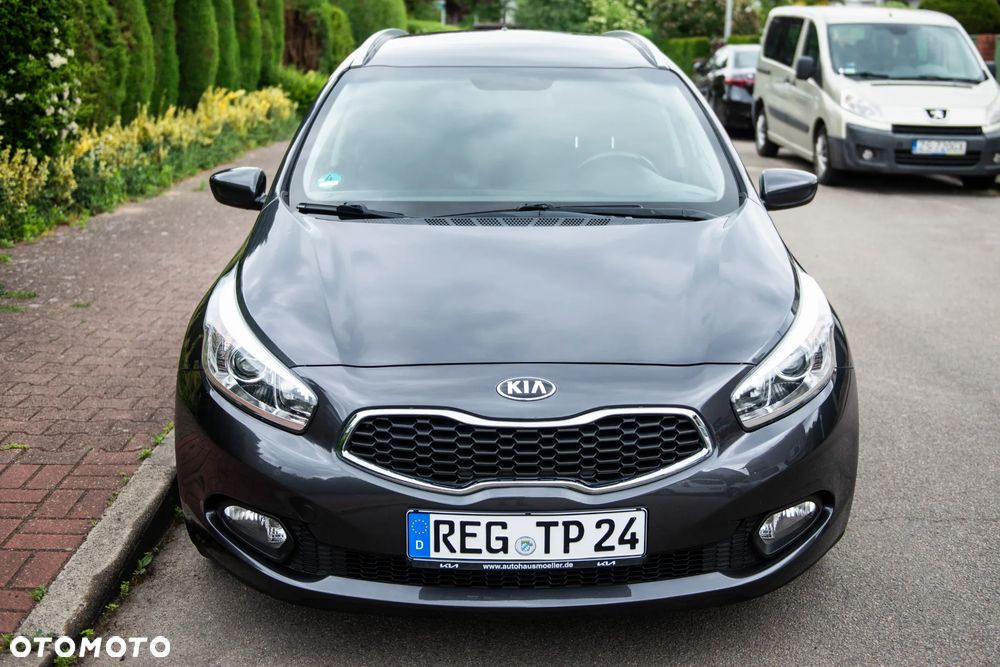 Kia Ceed 1.6 GDI ISG Vision - 9