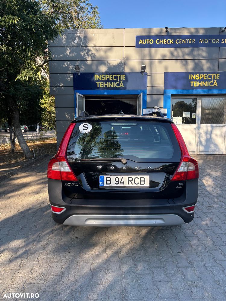 Volvo XC 70 3.2 AWD Aut. Momentum - 3