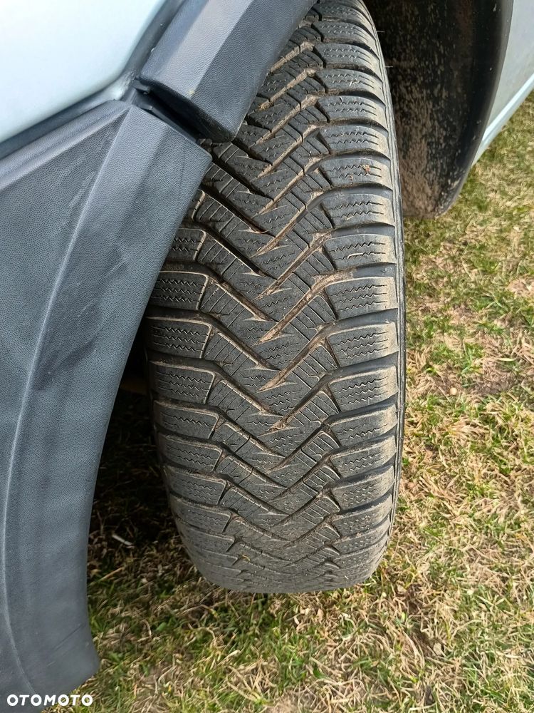 Opel Corsa 1.7 DTI NJoy - 10