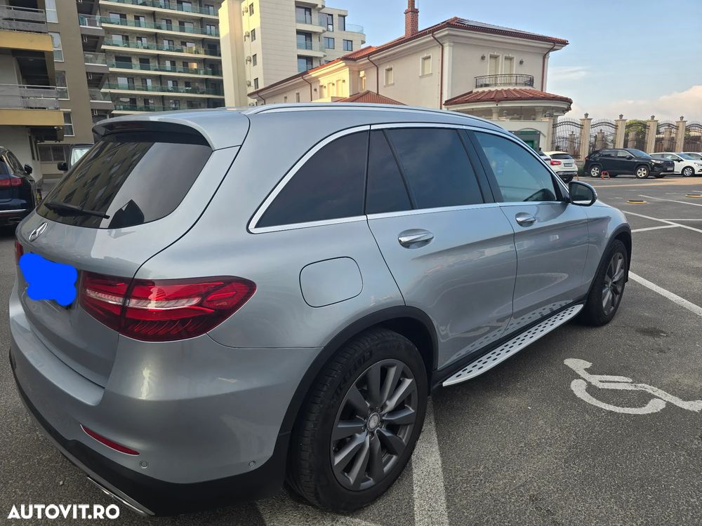 Mercedes-Benz GLC 250 d 4MATIC 9G-TRONIC AMG Line - 5